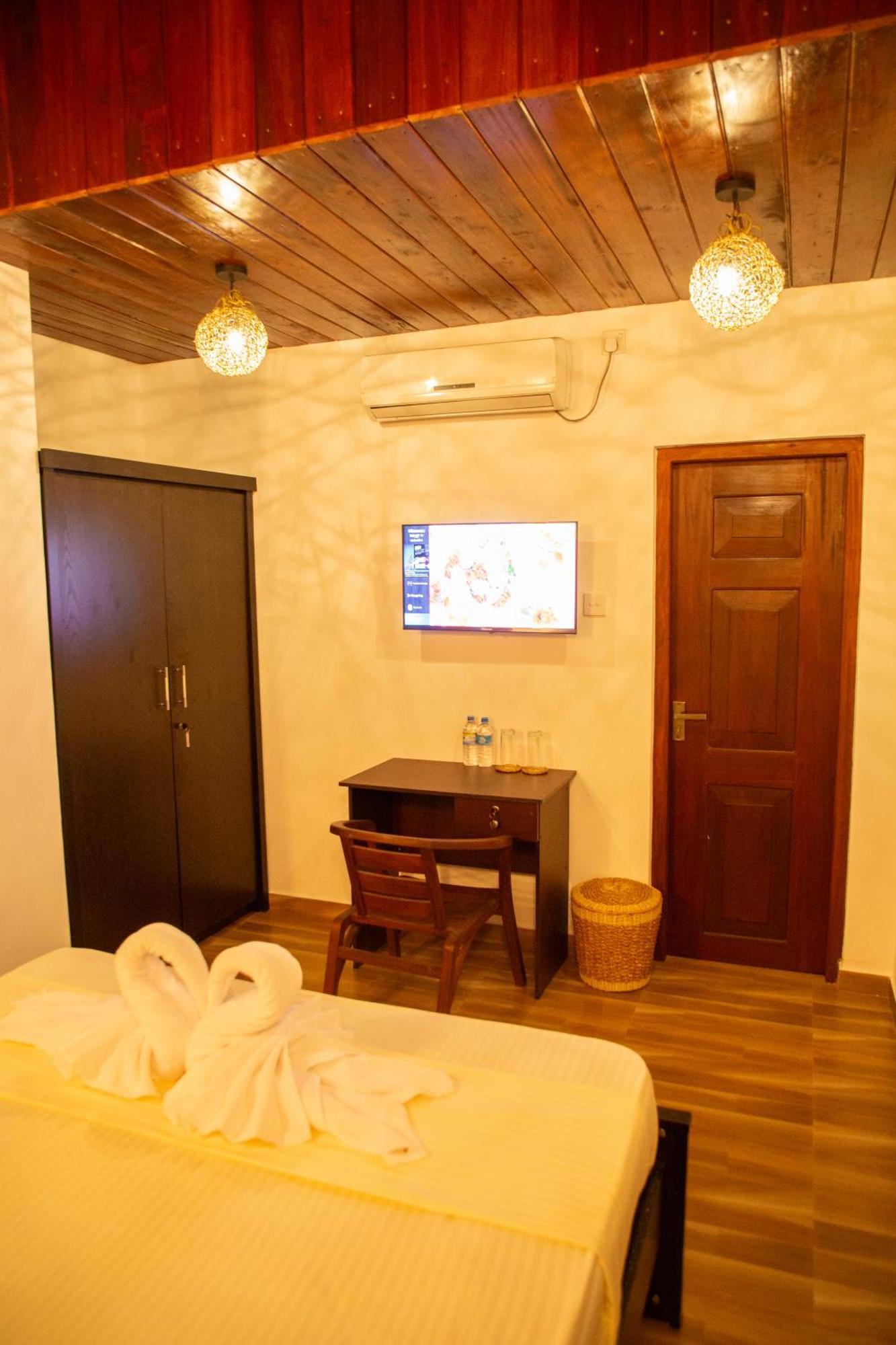 Ranagiri Relaxing Bungalow Bentota Exterior foto